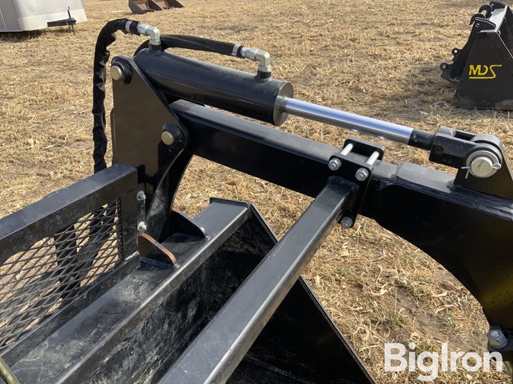 2023-mds-1.8yd-bucket-image-15