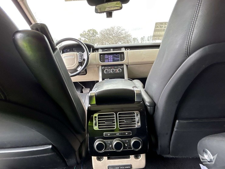 2013-land-rover-range-rover-image-21