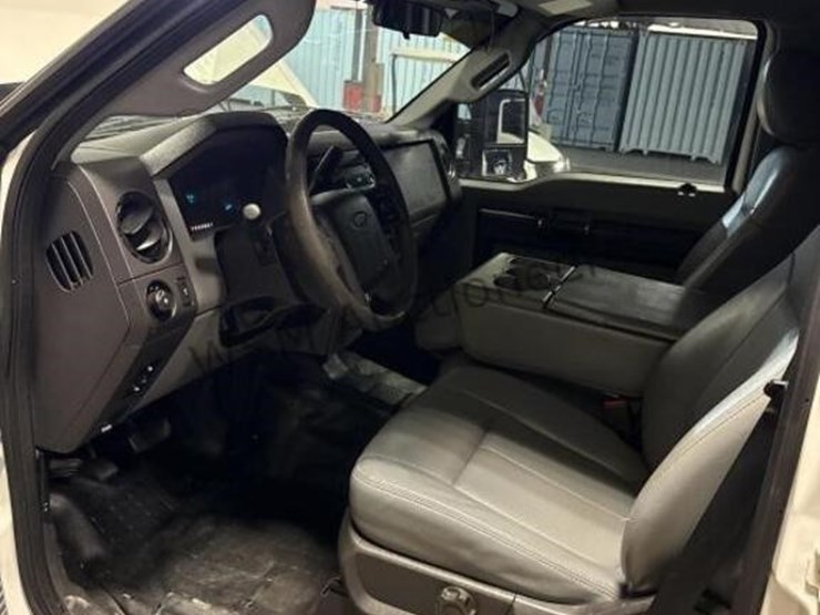 2016-ford-f350-image-24