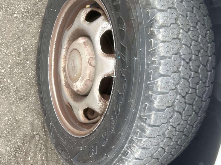 2015-ford-f150-image-25