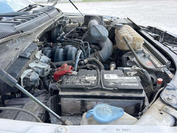 2019-ford-f150-image-8