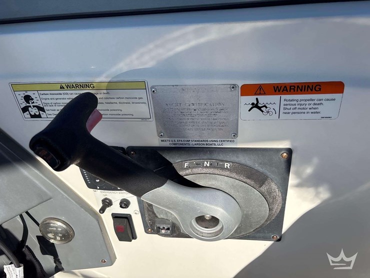 2013-29ft.-larson-lxi292-boat-with-2007-30ft-loadmaster-t/a-boat-trailer-image-30