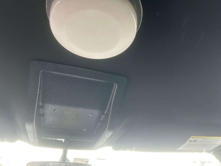 2018-ford-explorer-image-21