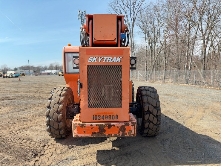 2014-sky-trak-10054-image-4