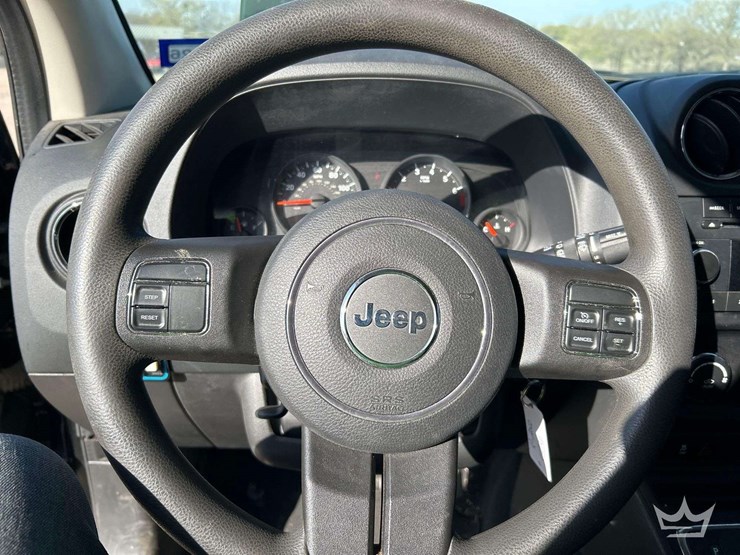 2012-jeep-compass-image-15