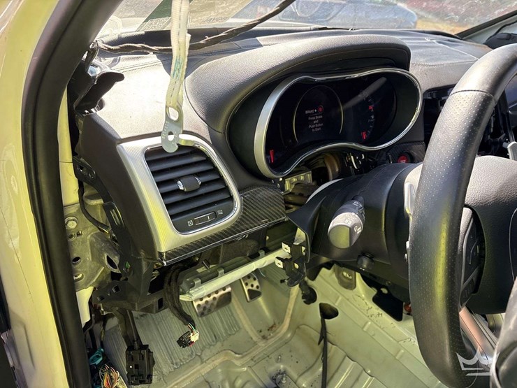 2011-jeep-grand-cherokee-laredo-image-10