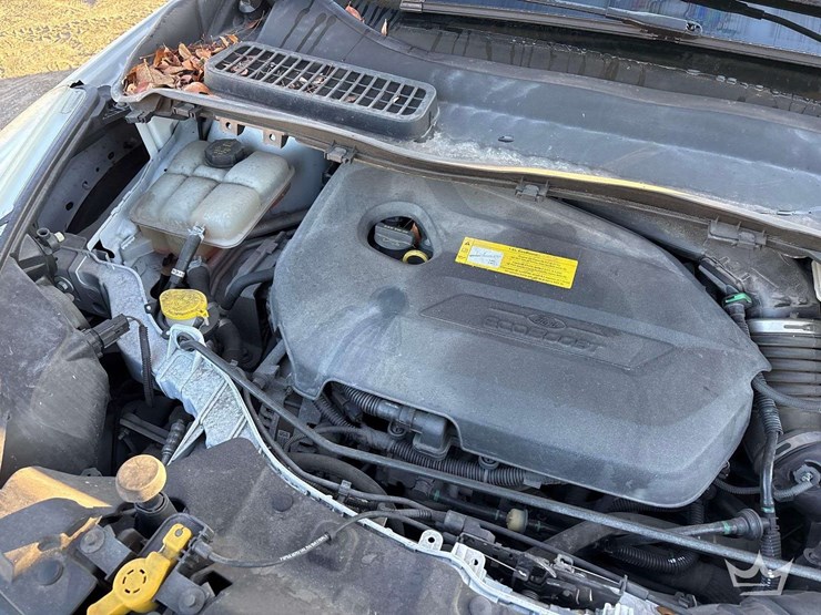 2016-ford-escape-image-8