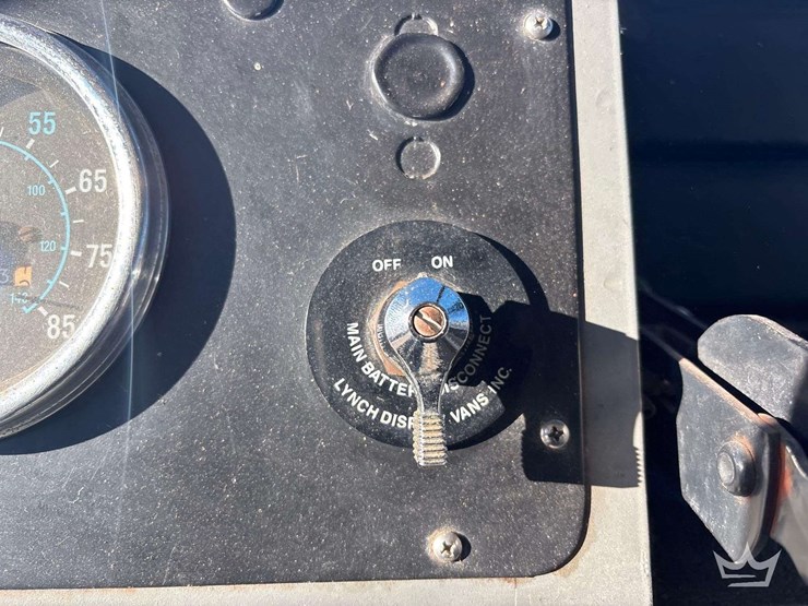 2013-chevrolet-step-van/-command-center-image-15