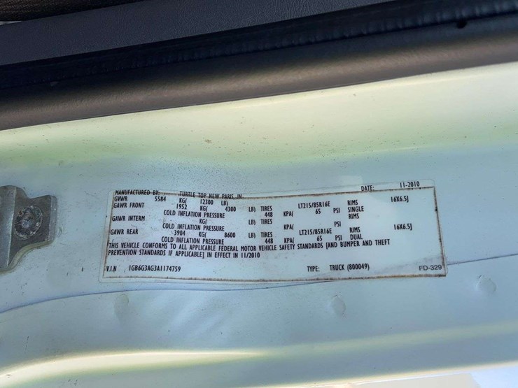 2010-chevrolet-express-3500-image-5