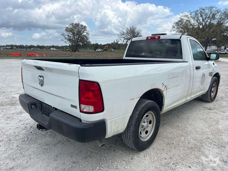 2019-dodge-1500-image-3