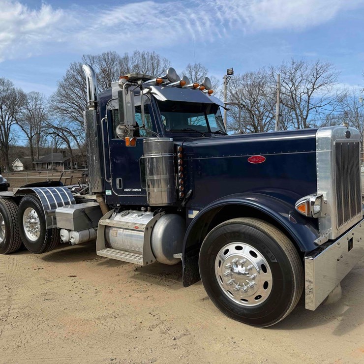 2007 PETERBILT 379