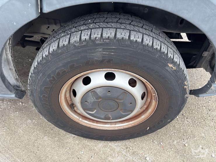 2017-ford-transit-image-27