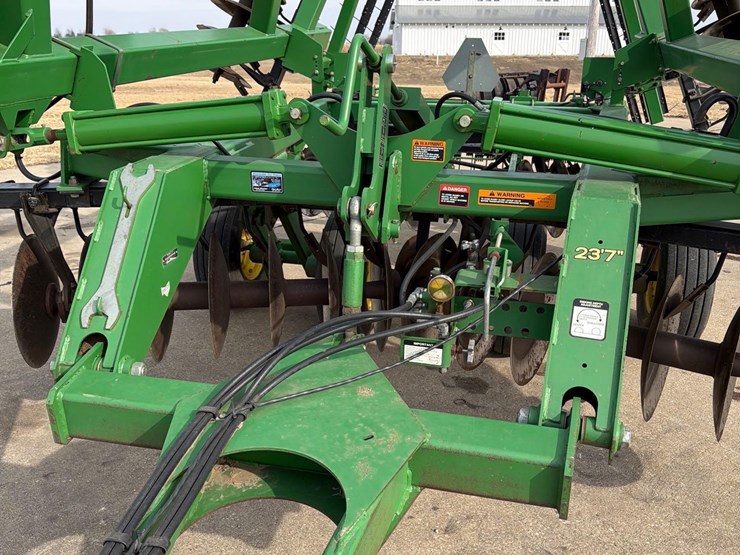 john-deere-637-image-42