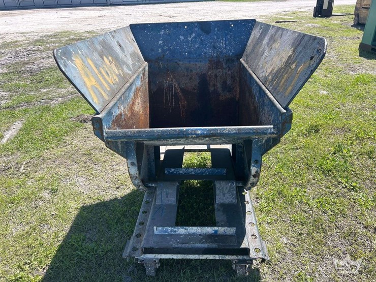 self-dumping-hopper-image-5