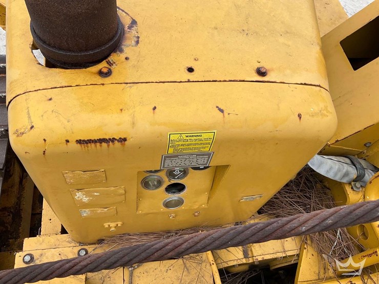 caterpillar-572e-tracked-pipe-layer-image-19