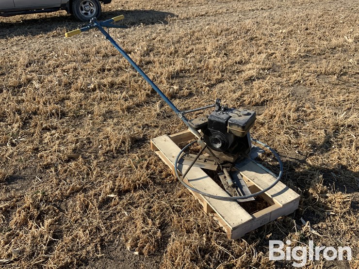 concrete-power-trowel-image-1