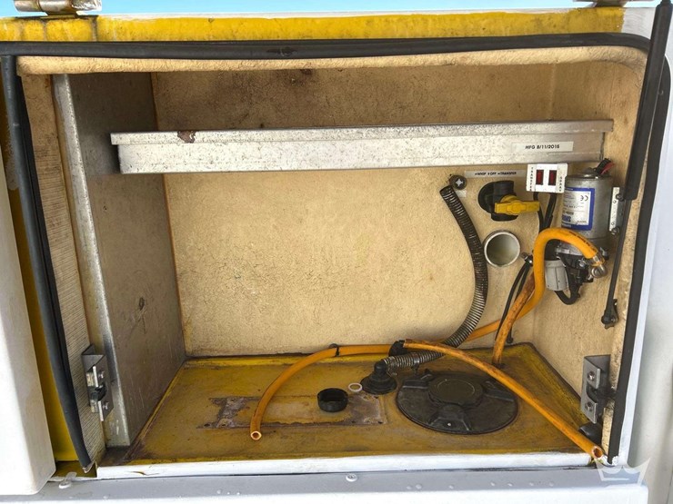 2015-nissan-frontier-image-27