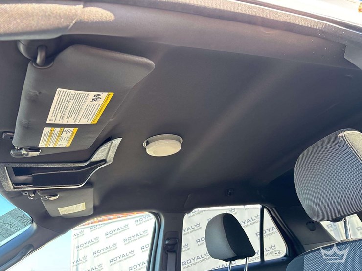 2015-ford-explorer-image-18