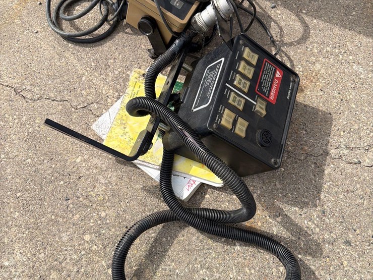 1994-john-deere-7200-image-37