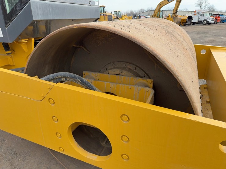 2012-liugong-612h-image-8