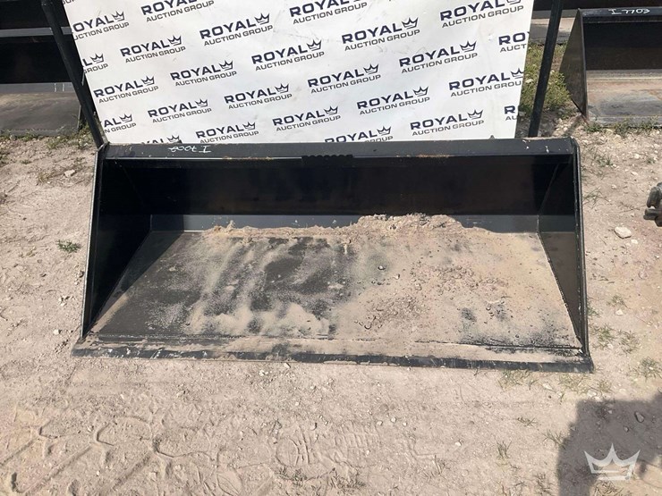 swict-66in-bucket-skid-steer-attachment-image-1