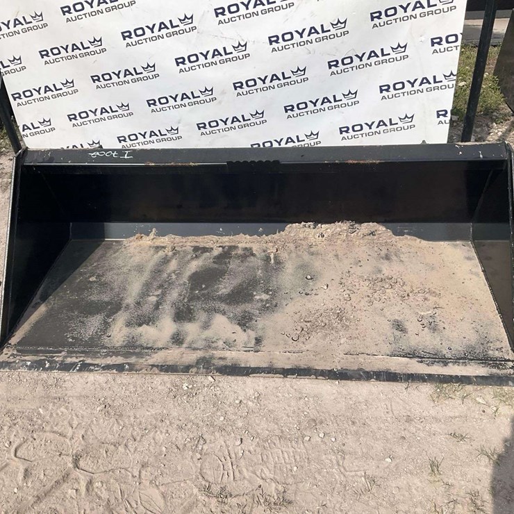 Swict 66in Bucket Skid Steer Attachment