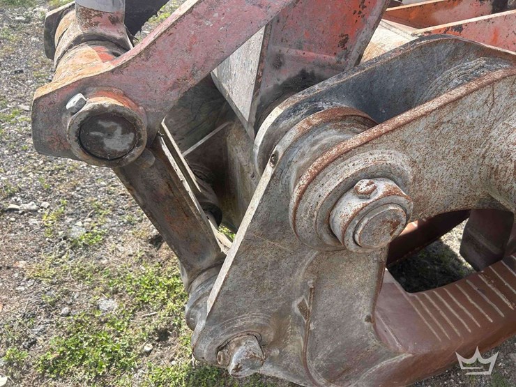 2018-hitachi-zx300-lc-6n-image-37