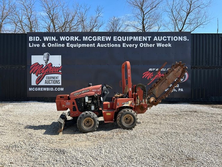 2015-ditch-witch-rt45-image-1