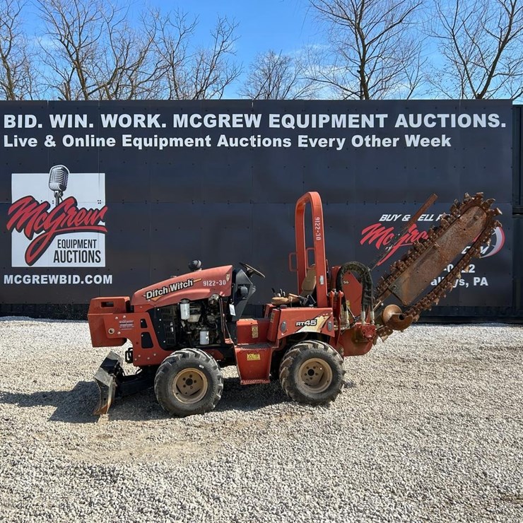 2015 DITCH WITCH RT45