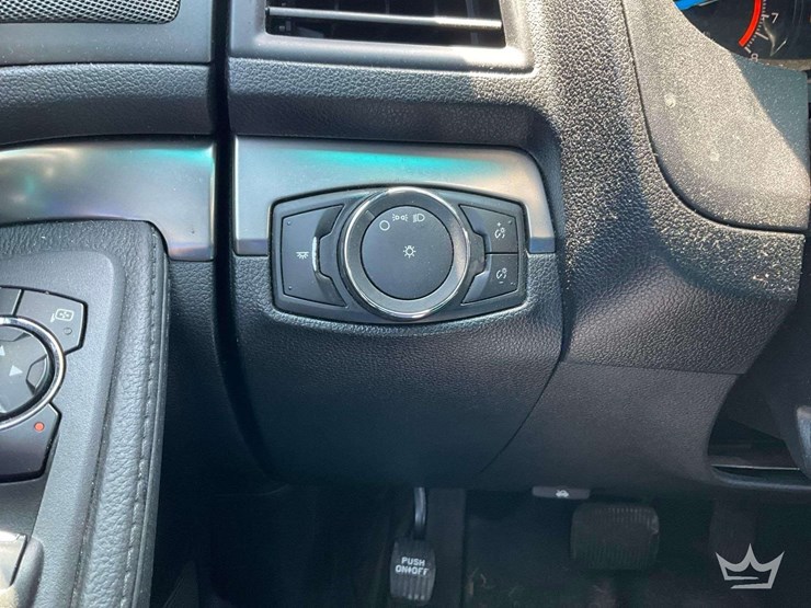 2016-ford-explorer-image-20