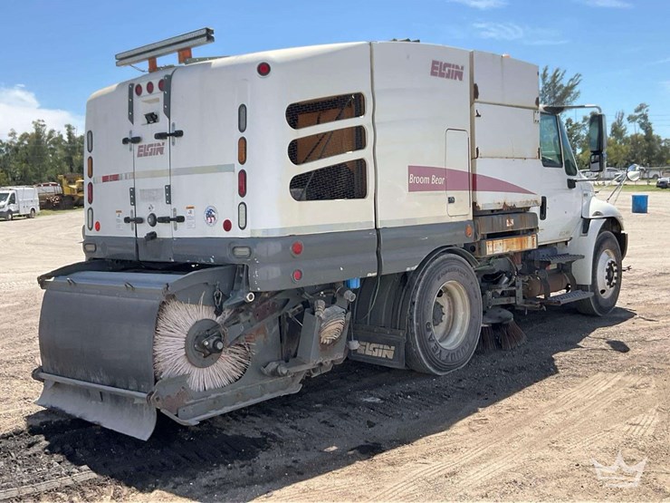 2015-international-durastar-4300-image-3