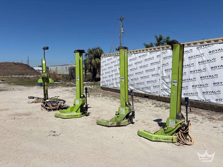 ari-hetra-hdml-8-15,000lb-four-post-auto-lift-image-1
