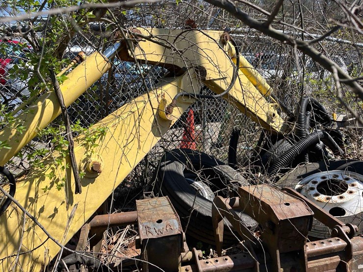 john-deere-9300-image-1