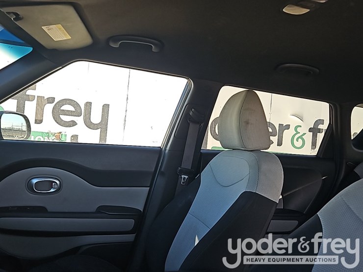 2014-kia-soul-image-14