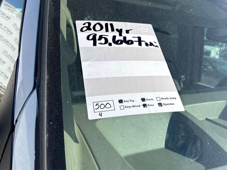 2011-chevrolet-express-2500-image-23