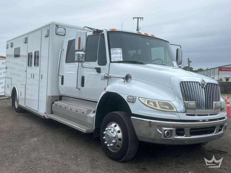 2006-international-durastar-4400-image-2