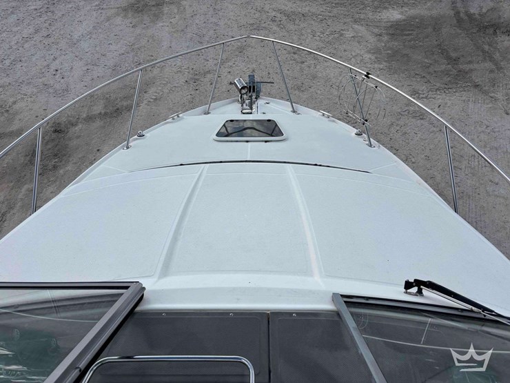 2007-30ft.-regal-30-express-cruiser-boat-with-2010-vantage-t/a-33-ft.-trailer-image-14