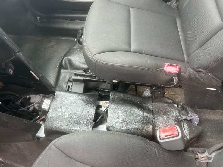 2018-ford-explorer-image-17