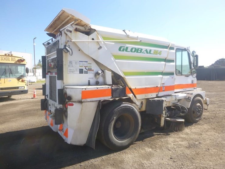 2014-global-m4-sweeper-image-3