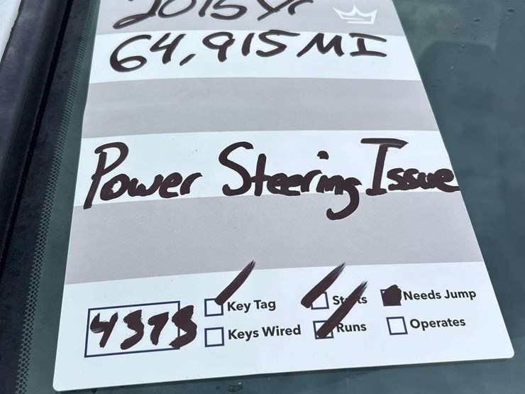 2015-dodge-1500-image-28