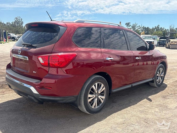 2018-nissan-pathfinder-image-3