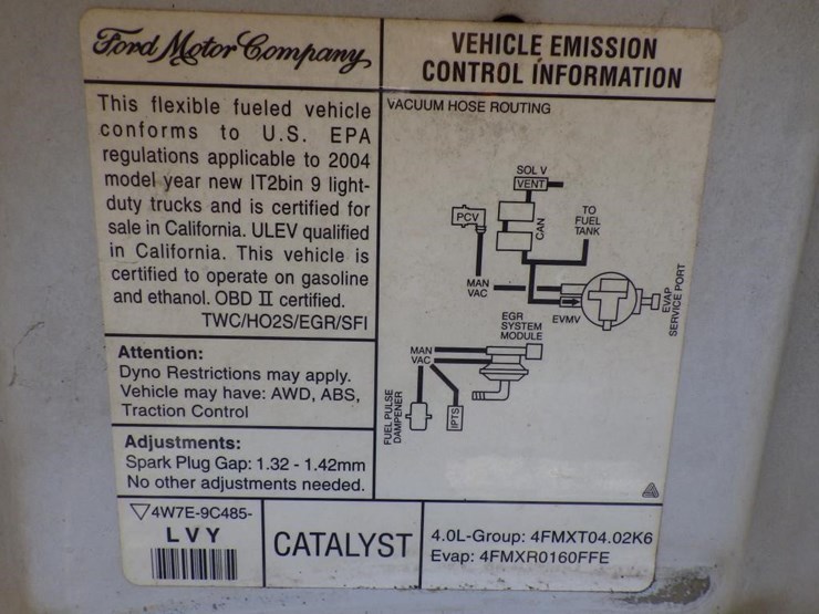 2004-ford-explorer-image-12