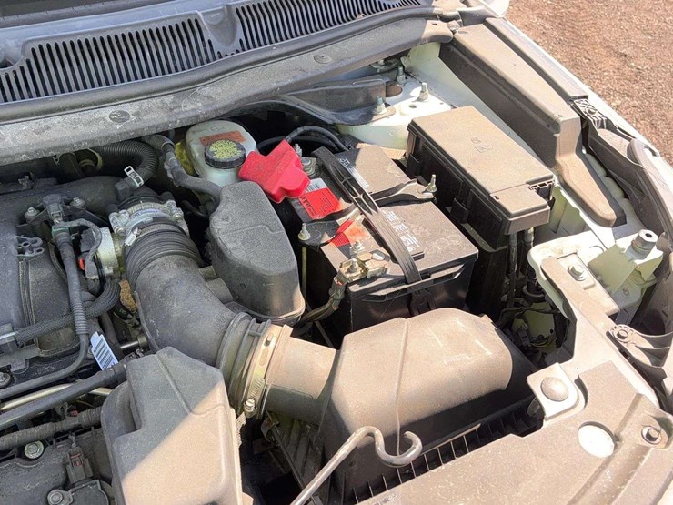 2017-ford-explorer-image-11