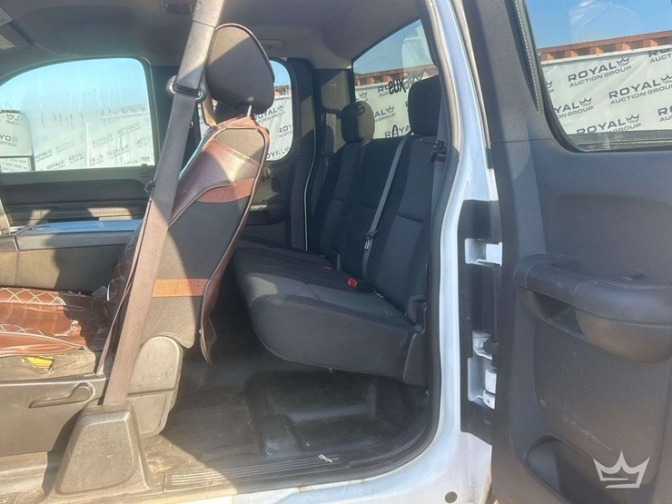 2013-gmc-sierra-2500-image-20