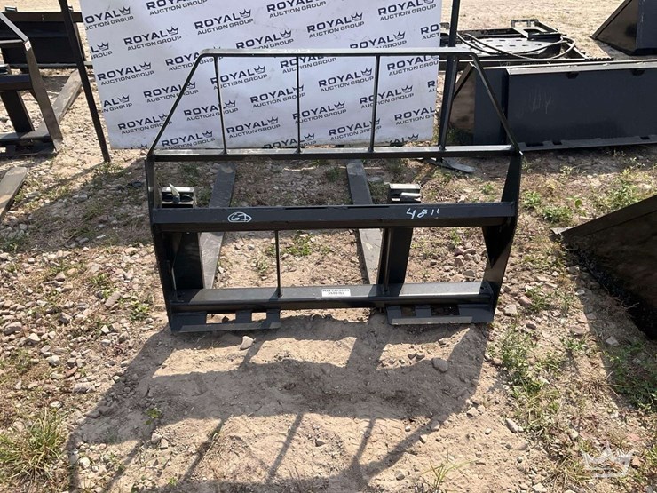 kivel-48in-forks-and-frame-skid-steer-attachment-image-2