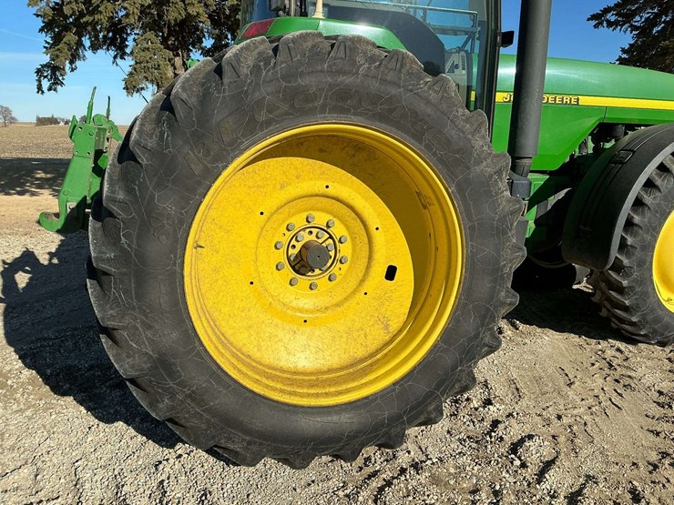 1997-john-deere-8300-image-26