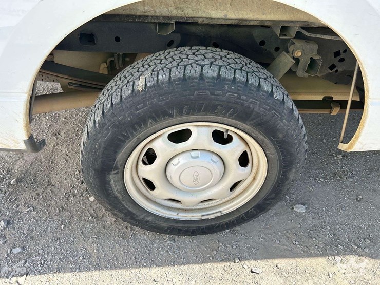 2011-ford-f150-image-24