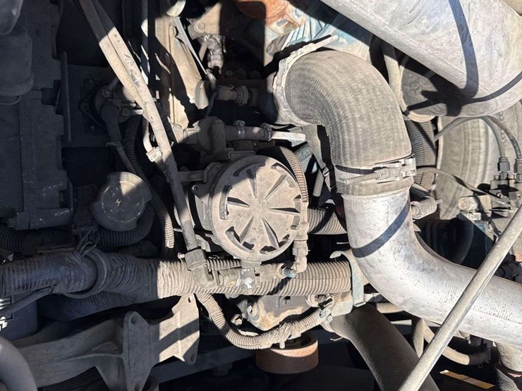 2001-international-2001-image-18