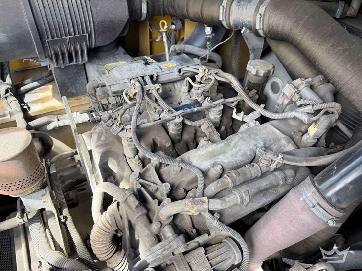 2017-caterpillar-dp70n1-image-9