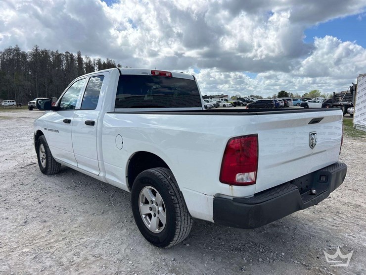 2012-dodge-1500-image-4